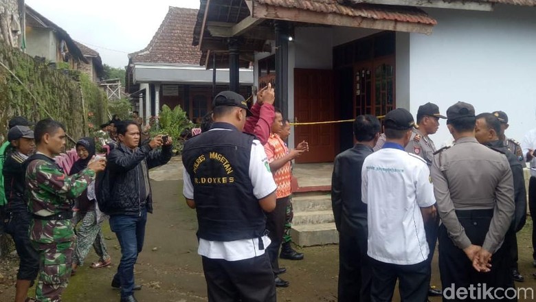 Cekcok Berujung Tragis, Suami di Magetan Tusuk Istri Hingga Tewas Cekcok Berujung Tragis, Suami di Magetan Tusuk Istri Hingga Tewas