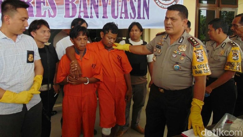 2 Perampok Kades di Sumsel Ditangkap, 1 Pelaku Ditembak 2 Perampok Kades di Sumsel Ditangkap, 1 Pelaku Ditembak