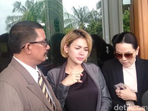 Nikita Mirzani Siap Hadapi Dipo saat Mediasi