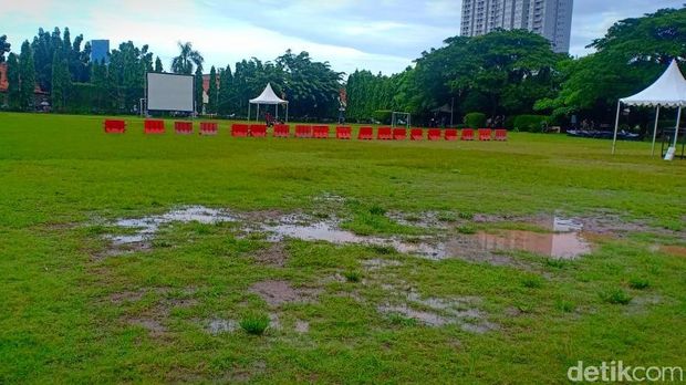 Lokasi nobar dipasangi pembatas