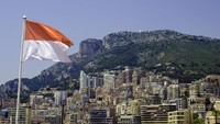 Monaco nyatanya punya bendera mirip seperti Indonesia berwaarna merah dan putih. Semoga sukses di AS Monaco Cesc! (iStock)