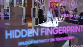 Acara penjualan perdana sendiri berlangsung di Mal Central Park, Jakarta Barat. Foto: Ari Saputra