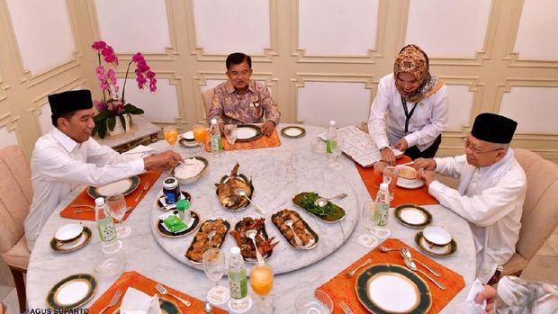 Live Report: Serunya Debat Perdana Pilpres 2019
