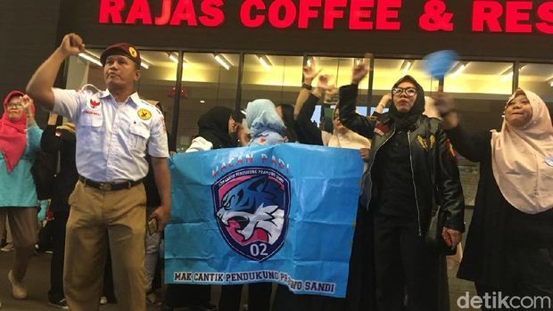 2 Cafe di Bidakara Disewa Pendukung Paslon untuk Nobar Debat