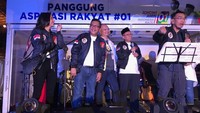 Nobar dihadiri para sekjen dan petinggi parpol pendukung pasangan Joko Widodo - KH Maruf Amin dan ribuan relawan serta simpatisan. Foto: Dok. Rumah Aspirasi Rakyat