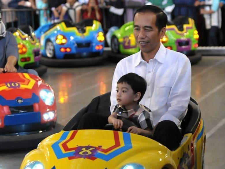Addie MS Ingin Punya Cucu Seperti Jan Ethes, Gibran Colek Kevin Aprilio Addie MS Ingin Punya Cucu Seperti Jan Ethes, Gibran Colek Kevin Aprilio