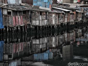 BPS DKI Ungkap Warga Miskin di Jakarta Bertambah Jadi 502 Ribu Orang