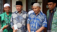 Amien Rais mengatakan bahwa PPP merupakan salah satu partai yang bersejarah dan partai pemersatu umat Islam. Untuk itu, campur tangan pemerintah untuk menyelesaikan persoalan internal di PPP diharapkan mampu membuat partai tersebut lolos ambang batas parlemen.