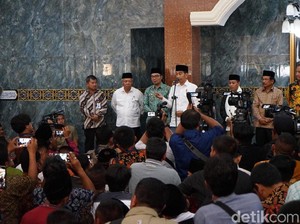 Mau Bangun Tol Cigatas, Jokowi: Hadiah untuk Garut dan Tasikmalaya