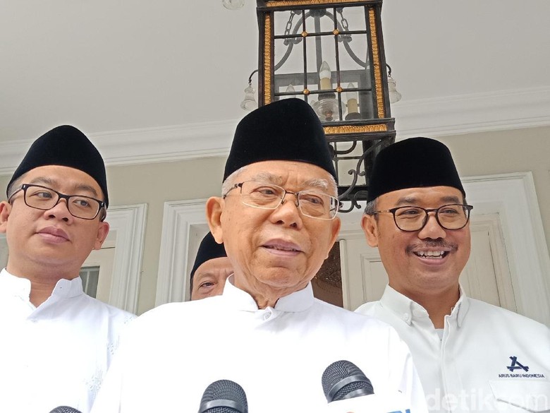 Sindir Sandi soal RI Jadi Pusat Halal Dunia, Maruf Amin: Telat Ente Sindir Sandi soal RI Jadi Pusat Halal Dunia, Maruf Amin: Telat Ente