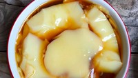 Lembut gurih jadi ciri khas kembang tahu. Wedang gaya China ini dibuat dari sari kedelai yang dipadatkan hingga seperti tahu. Pelengkapnya air rebusan jahe plus gula merah. Foto: Instagram cynthiahali