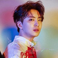 Youngjae personel GOT7 mengaku alergi ketimun. Kalau makan ketimun mentah atau acara ketimun, dia pasti muntah. Foto: Instagram