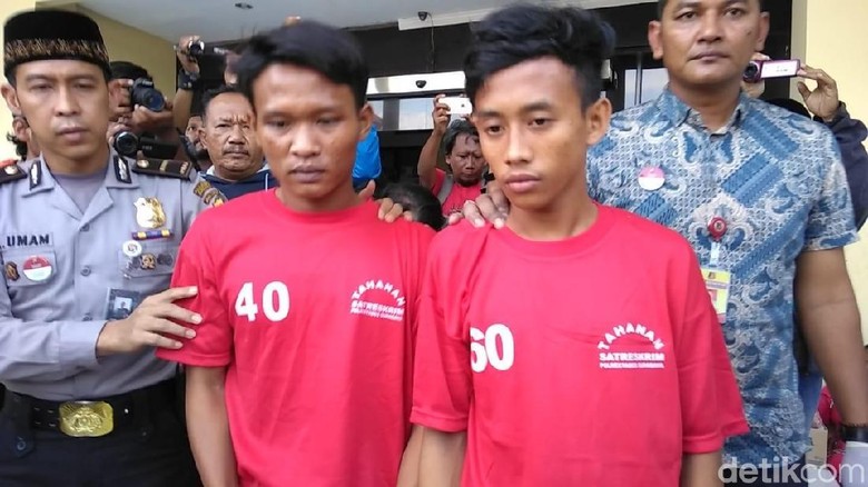 Detik-detik Pembunuhan Ester dan Tertangkapnya Kedua Pelaku Detik-detik Pembunuhan Ester dan Tertangkapnya Kedua Pelaku