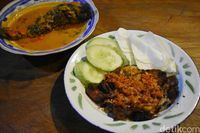 Rumah Eyang Menikmati Kopi Hingga Mangut Ikan Lele di Rumah Eyang Menikmati Kopi Hingga Mangut Ikan Lele di