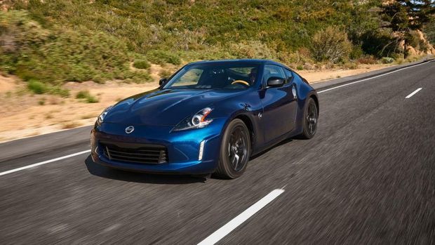 Nissan 370Z Coupe