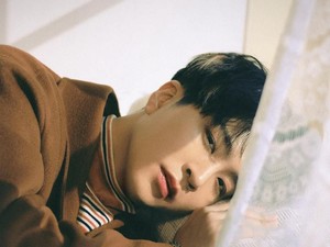 7 Idol K-Pop yang Tunjukkan Bakat Akting di Drakor Tahun Ini