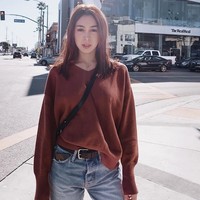 Pada sebuah wawancara yang terjadi pada Selasa (15/1/2018) aktris Filipina Julia Baretto jadi perbincangan hangat setelah mengungkapkan dirinya tak pernah memakai bra. Foto: Instagram @juliabaretto