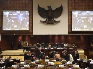 Sidang Paripurna DPD Lantik 2 PAW