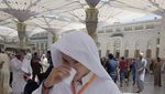 Pose Keren Aditya Suryo, Adik Chand Kelvin yang Hobi Makan Burger