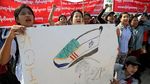 Pabrik Ditutup, Ratusan Buruh Adidas di Myanmar Demo