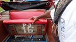 Berkacamata Hitam dan Batik, Jonan Jajal Becak Listrik