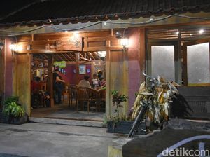 Rumah Eyang: Menikmati Kopi Hingga Mangut Ikan Lele di Rumah Joglo