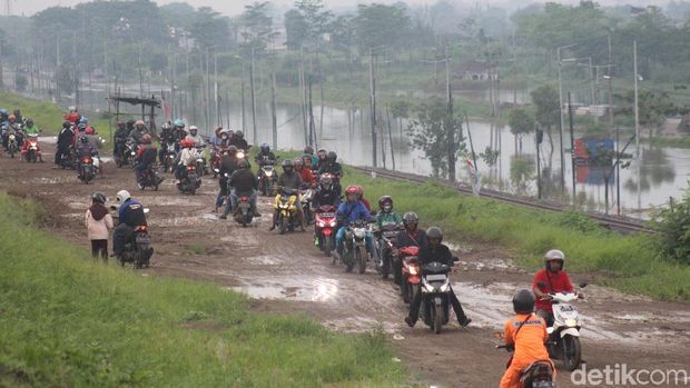 Dua Jalur Jalan Raya Porong Lama Kembali Ditutup, Ini Pantauannya