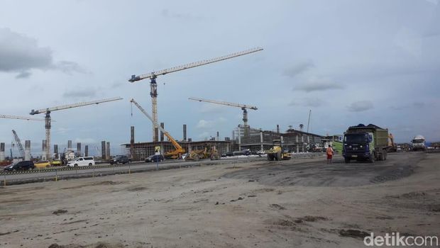 Tinjau Proyek Bandara Kulon Progo, Darmin: Perkembangannya Bagus