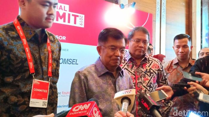 Wakil Presiden Jusuf Kalla (JK)/Foto: Eduardo Simorangkir/detikFinance Wakil Presiden Jusuf Kalla (JK)/Foto: Eduardo Simorangkir/detikFinance