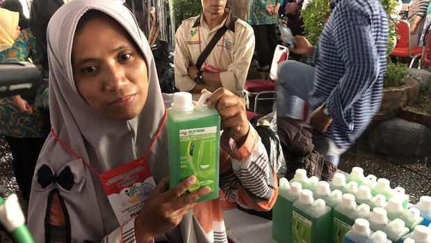 Kontroversi Jokowi Beli 100 Ribu Sabun Cuci