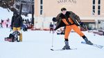 Aksi Sailor Moon Hingga Naruto Berlomba di Kontes Ski Jepang