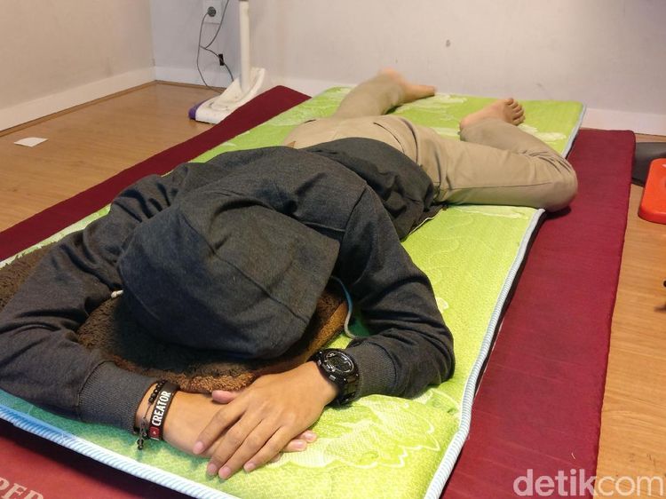 5 Posisi Tidur yang Sebaiknya Dihindari dalam Kondisi Tertentu