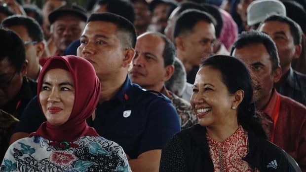 Bu Rini, Kok BUMN Sekarang Benci Asing?