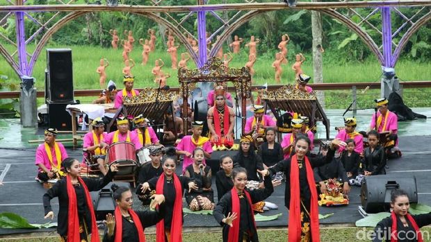 Festival Lembah Ijen Suguhkan Penampilan Sendratari Gandrung Setiap Bulan