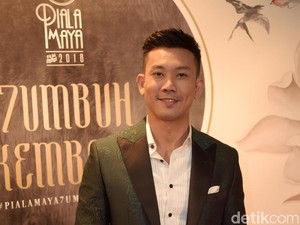 Bikin Haru! Anggap Denny Sumargo Ayah, Anak DJ Verny Diberi Pelukan