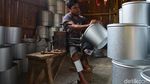 Melihat Pembuatan Langseng Tradisional di Cileunyi