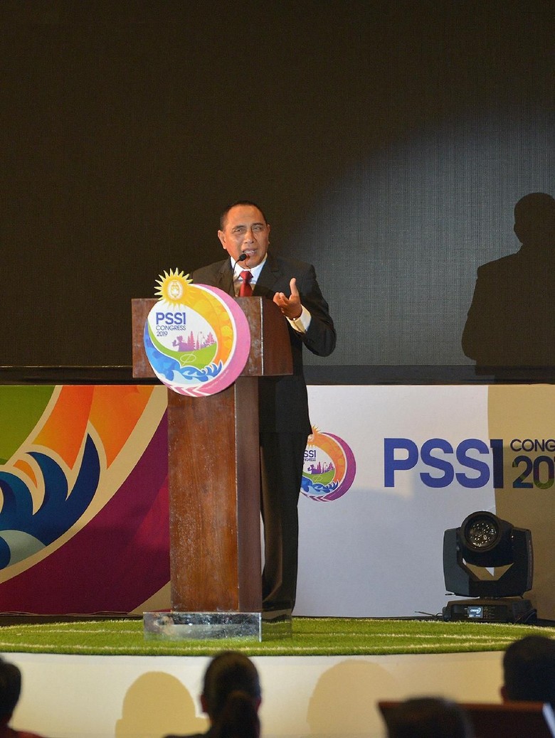 Jejak 4,5 Bulan Edy Rahmayadi Rangkap Jabatan Gubernur Sumut-Ketum PSSI Jejak 4,5 Bulan Edy Rahmayadi Rangkap Jabatan Gubernur Sumut-Ketum PSSI