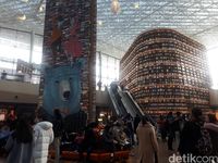 Berkunjung ke Perpusatakaan Super-megah di Mal Seoul