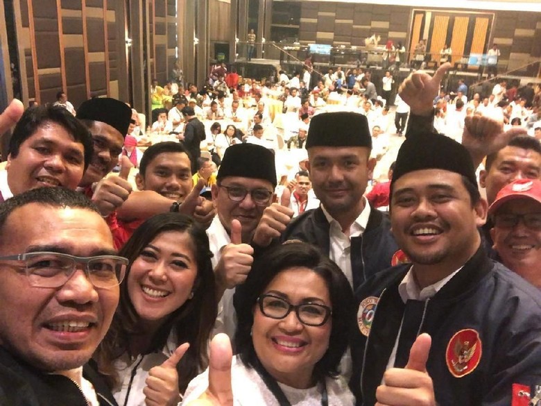 Bobby Suami Kahiyang Mulai Kampanyekan Jokowi di Sumut Bobby Suami Kahiyang Mulai Kampanyekan Jokowi di Sumut