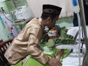 Ustad Maulana Ungkap Sang Istri Idap Kanker Usus Sejak 7 Tahun Lalu