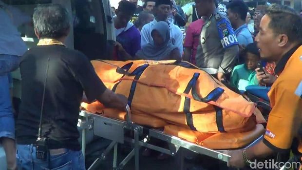Santet jadi Alasan Seorang Dukun Bakar 2 Orang di Pasuruan