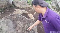 Warga yang menemukan susunan batu itu kemudian melaporkan temuannya ke perangkat desa.