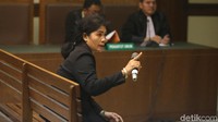 Merry Purba keukeuh membantah semua dakwaan jaksa padanya mengenai penerimaan suap SGD 150 ribu. Merry pun meragukan alat bukti penetapan tersangka padanya yang dilakukan KPK.