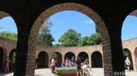 Hamilton adalah kota kecil yang berjarak 125 km dari Auckland, Selandia Baru Spot terbaiknya adalah Hamilton Gardens (Fitraya/detikTravel)  