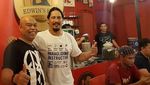 Main Film Dilan 1991, Ini Keseruan Bucek Depp Saat Makan dengan Komunitas Motor