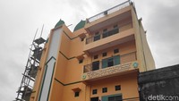 Selain itu ada banyak cerita baik soal pribadi istri Ustaz Maulana yang diceritakan oleh para sahabatnya itu. Muhammad Taufiqqurahman/detikHOT