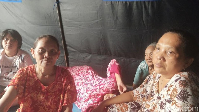 Tenda Dibangun, Korban Kebakaran Tomang Butuh Selimut-Dapur Umum Tenda Dibangun, Korban Kebakaran Tomang Butuh Selimut-Dapur Umum