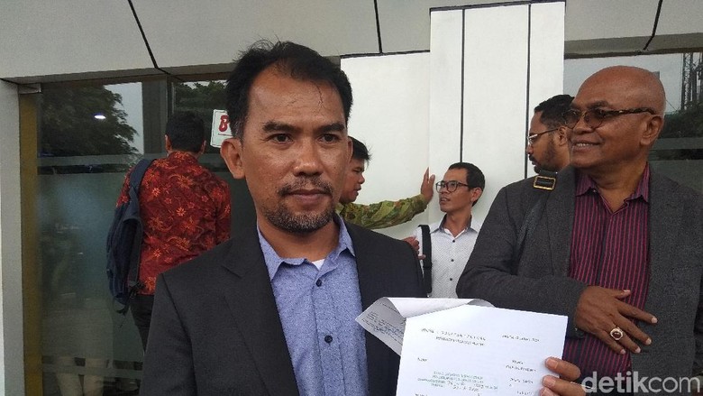 Pendukung Jokowi Gugat Prabowo soal Pernyataan Selang Cuci Darah di RSCM Pendukung Jokowi Gugat Prabowo soal Pernyataan Selang Cuci Darah di RSCM