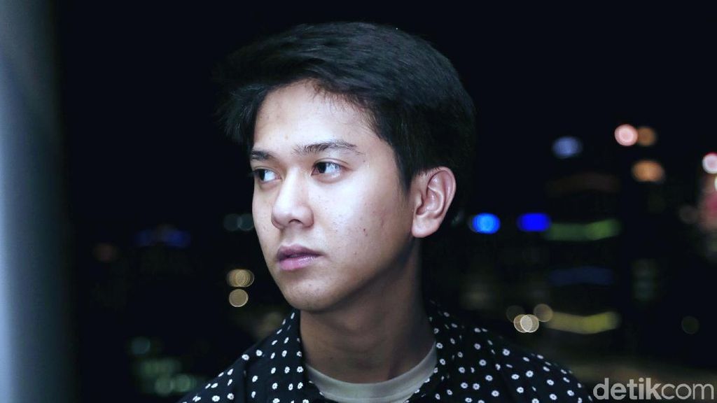 Kembali Jadi Dilan, Iqbaal Ramadhan Sampai Turun Berat Badan Kembali Jadi Dilan, Iqbaal Ramadhan Sampai Turun Berat Badan