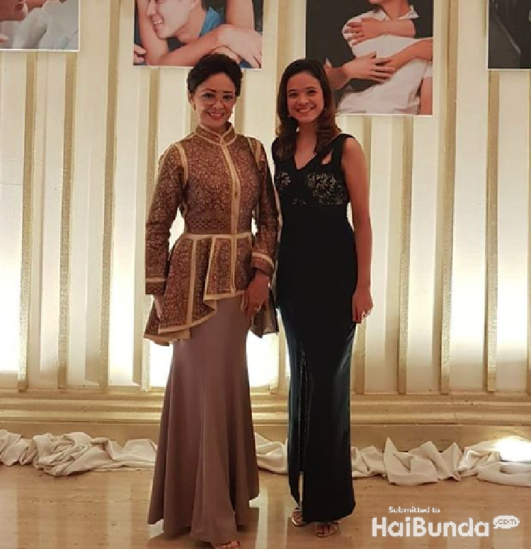 Intip Gaya Kompak Ibu-Anak, Minati Atmanagara dan Cantika